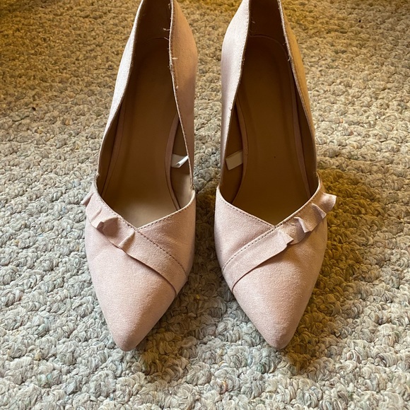 Pink Target Heels - Picture 3 of 5